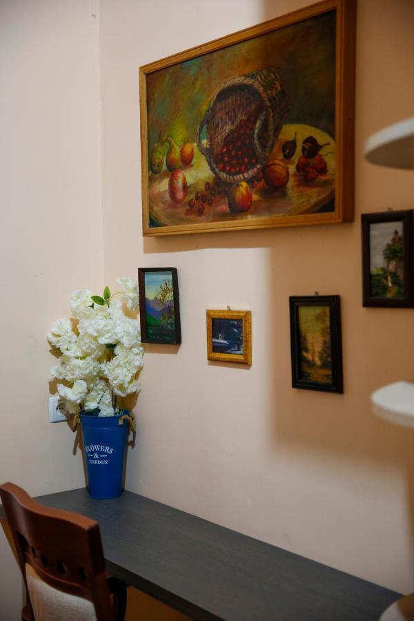 Apartment On Chubinashvili 30 Tbilisi Zewnętrze zdjęcie